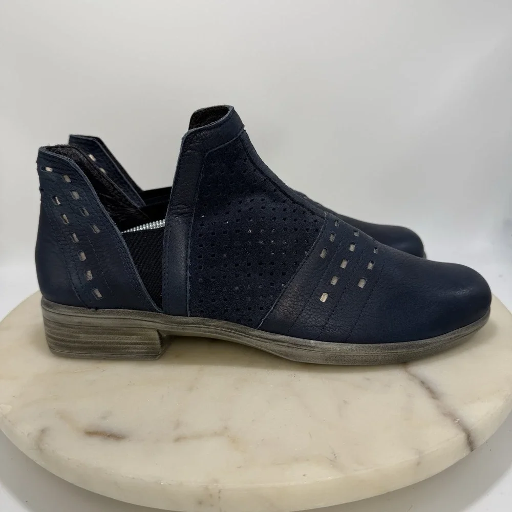 Naot Rivotra Leather & Suede Perforated Slip On Ankle Bootie Navy EU 41/US 9.5